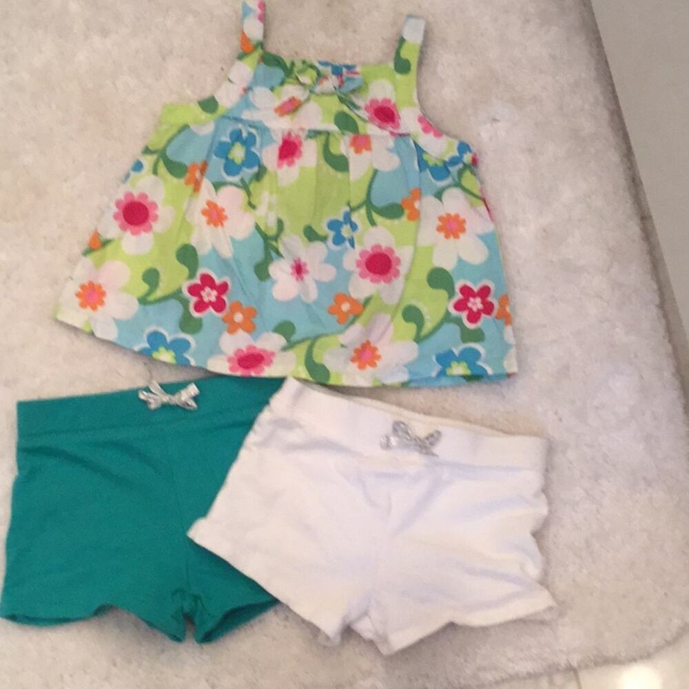 Shorts tank bundle 18-24 worn once
